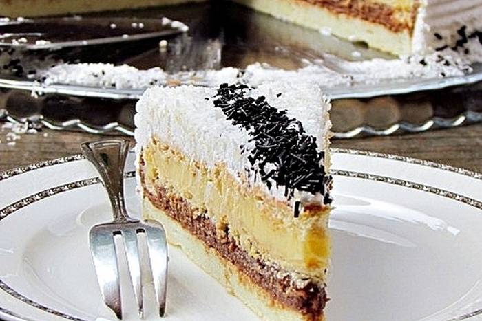 SNJEŽNA KRALJICA: Prekrasan kolač (ili torta) punog okusa, topi se u ustima