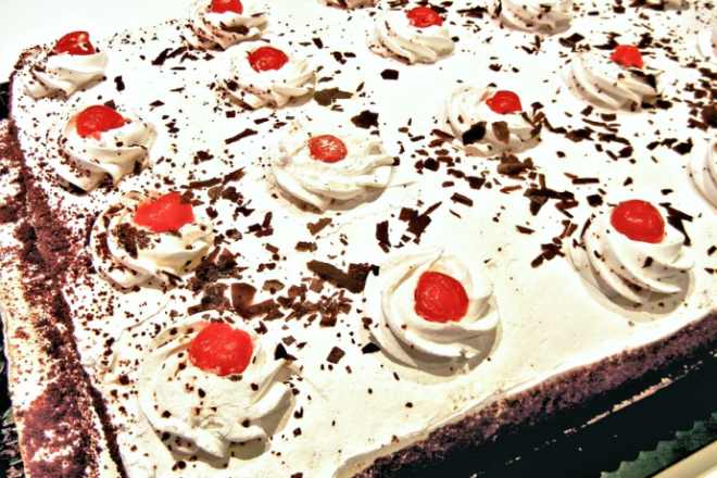 ‘LAŽNA’ SCHWARZWALD TORTA: Vrhunska torta za koju vam ne treba pećnica